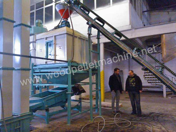 pellet_sieving_machine_and_cooler